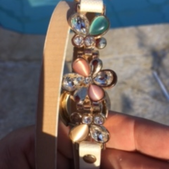 😁 4 for $15 Sale -Beautiful Quartz Watch/Bracelet - Picture 3 of 5